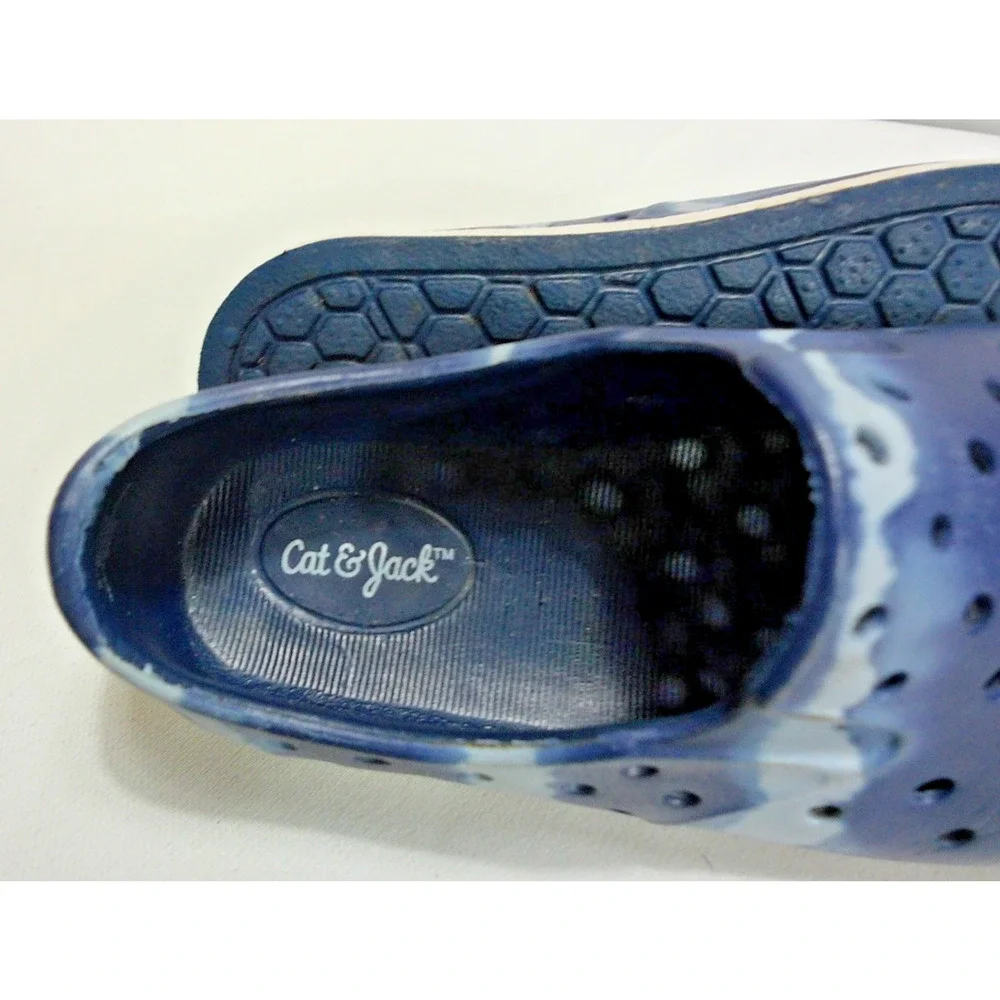 Unisex Cat & Jack Kids Blue Tie-Dye Water Shoes Toddler Size 10